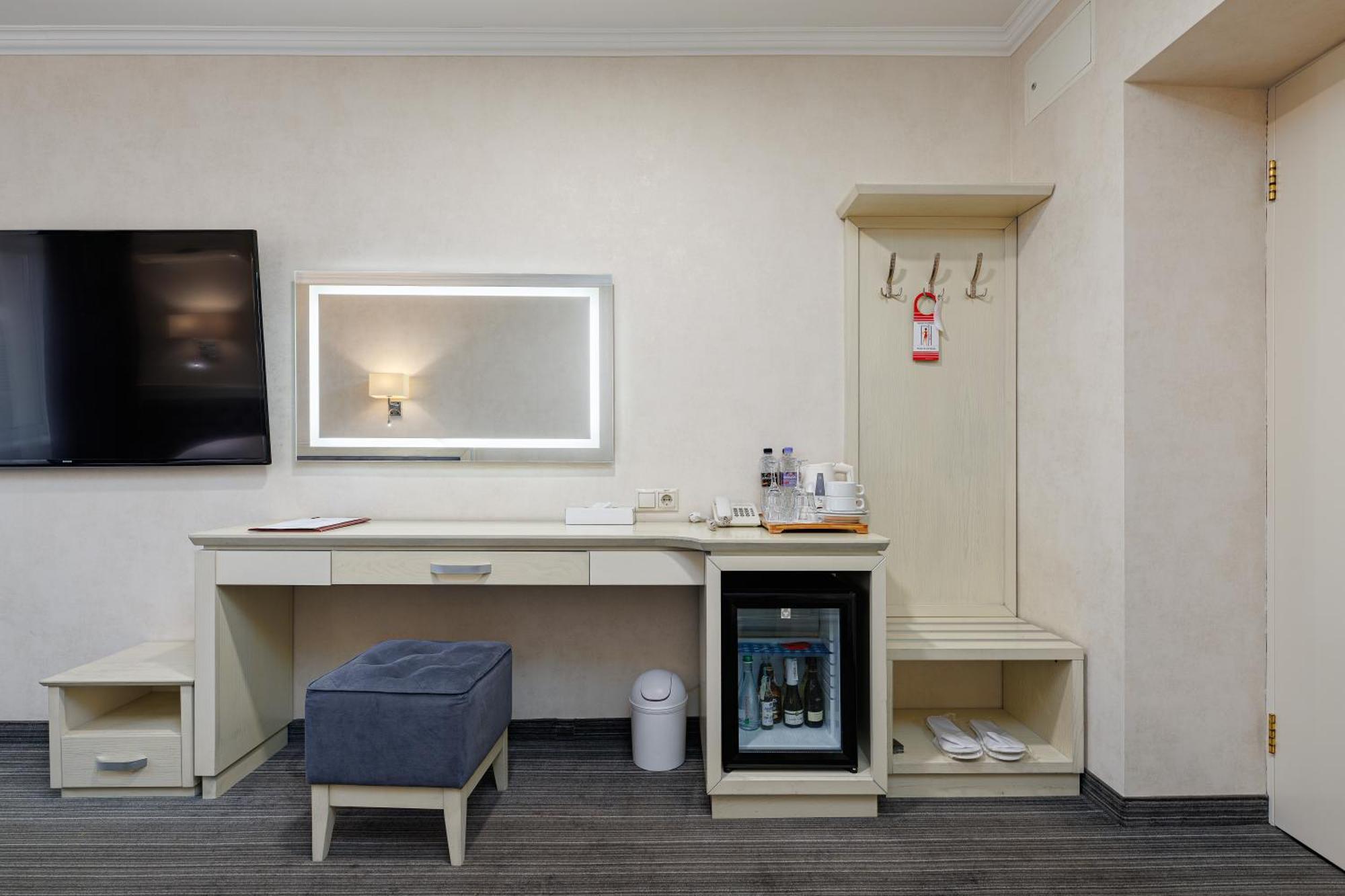 Eurohotel Leópolis Habitación foto